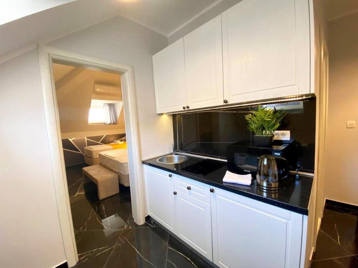 קוטור D & Sons Apartments מראה חיצוני תמונה